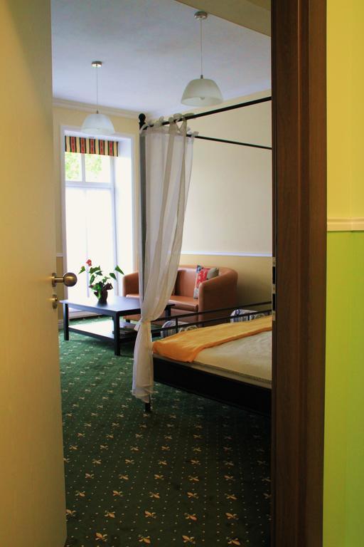 Gutshof Sagritz Hotel Golßen Quarto foto