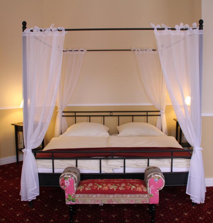 Gutshof Sagritz Hotel Golßen Quarto foto